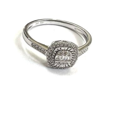 SORTIJA ORO BLANCO BRILLANTES                                         