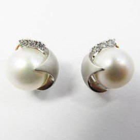 PENDIENTES BLANCO PERLA JAPONESA