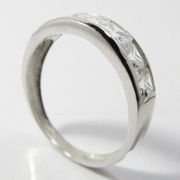 SORTIJA ORO BLANCO PIEDRA