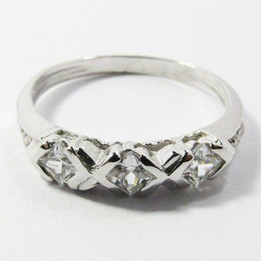 SORTIJA ORO BLANCO PIEDRA