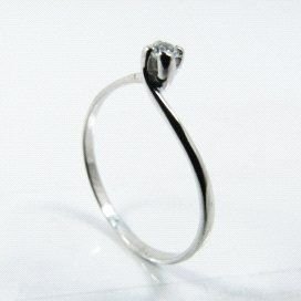 SORTIJA ORO BLANCO PIEDRA