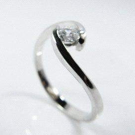 SORTIJA ORO BLANCO PIEDRA