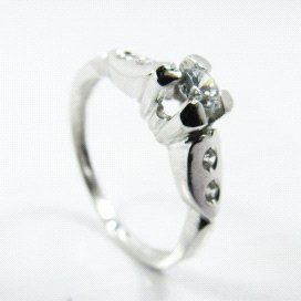SORTIJA ORO BLANCO PIEDRA