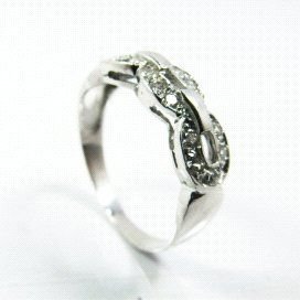 SORTIJA ORO BLANCO PIEDRA