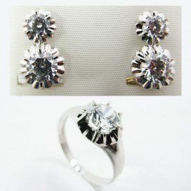 SORTIJA Y PENDIENTES ORO BLANCO PIEDRA