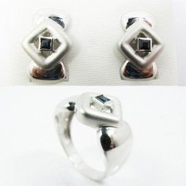 SORTIJA Y PENDIENTES ORO BLANCO PIEDRA