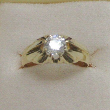 SOLITARIO CABALLERO ORO AMARILLO