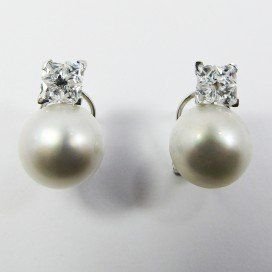 PENDIENTES BLANCO PERLA JAPONESA