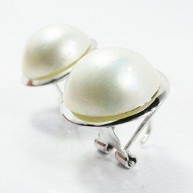PENDIENTES BLANCO PERLA JAPONESA