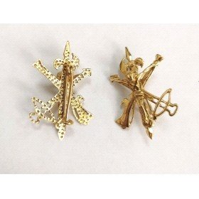 BROCHE COLLAR AMARILLO CRUZ  LEGION                                   