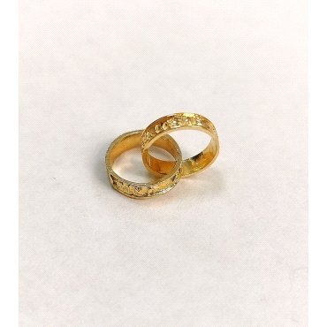 COLGANTE ORO AMARILLO ALIANZAS  ENTRELASADAS                          