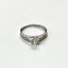 SORTIJA ORO BLANCO PIEDRA                                             